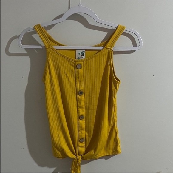 THREE Girls 10/12 Sleeveless Tops - Picture 7 of 9